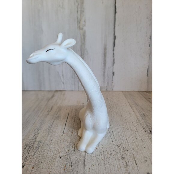 Freeman George giraffe bone white vintage ceramic home decor figure - Picture 4 of 8